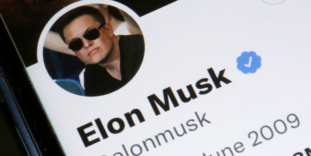 Elon Musk Buys Twitter