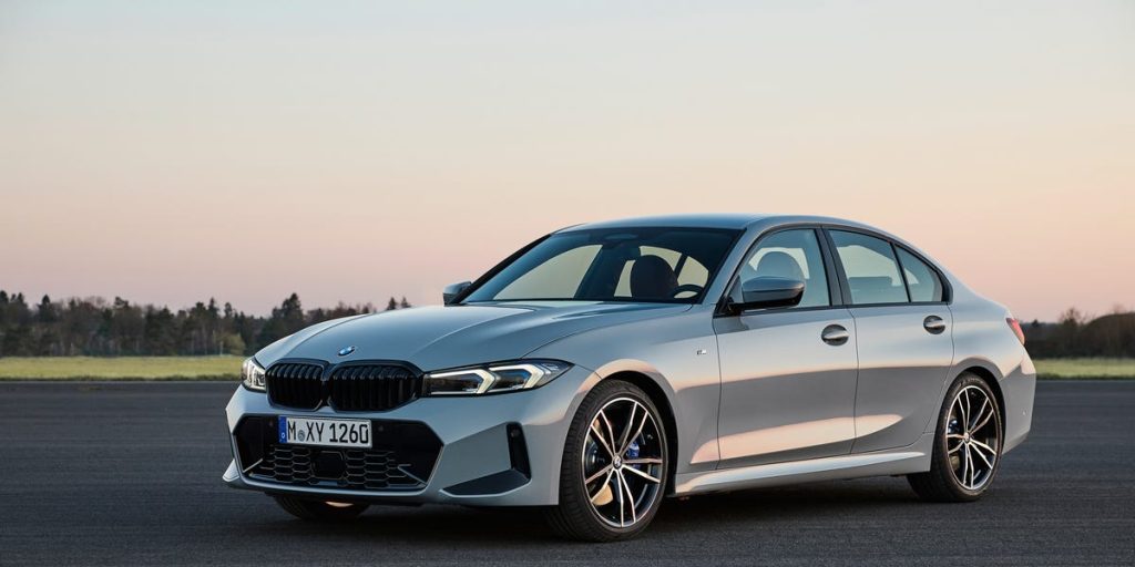 2023 BMW 3-Series Gains Crisper Styling, Curved Digital Display