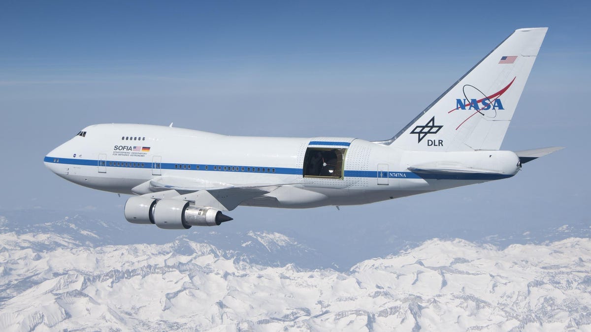 NASA Is Retiring One Of The Last Stubby Boeing 747SPs In The Sky