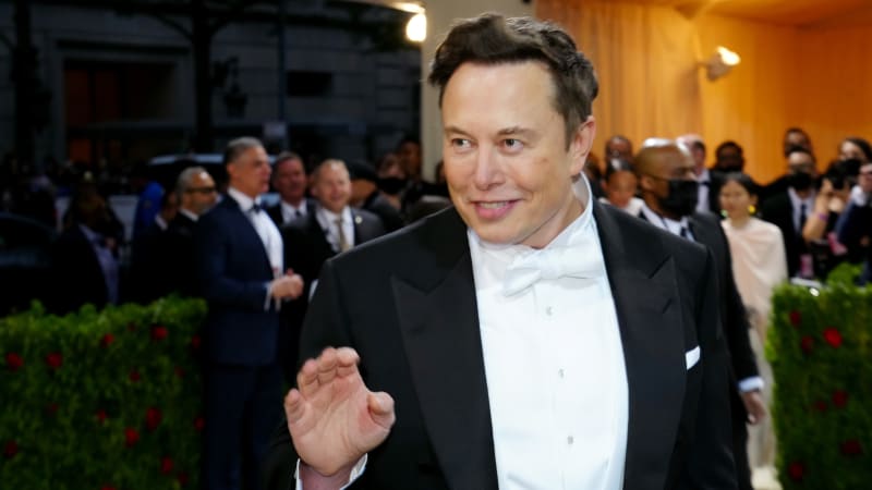 Musk reverses on Tesla job cuts, says salaried staff to be 'fairly flat'