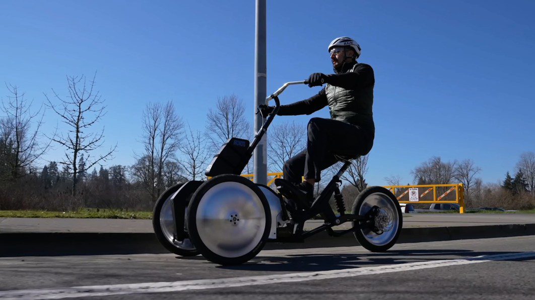 This 3-wheeled e-trike can be charged by pedaling