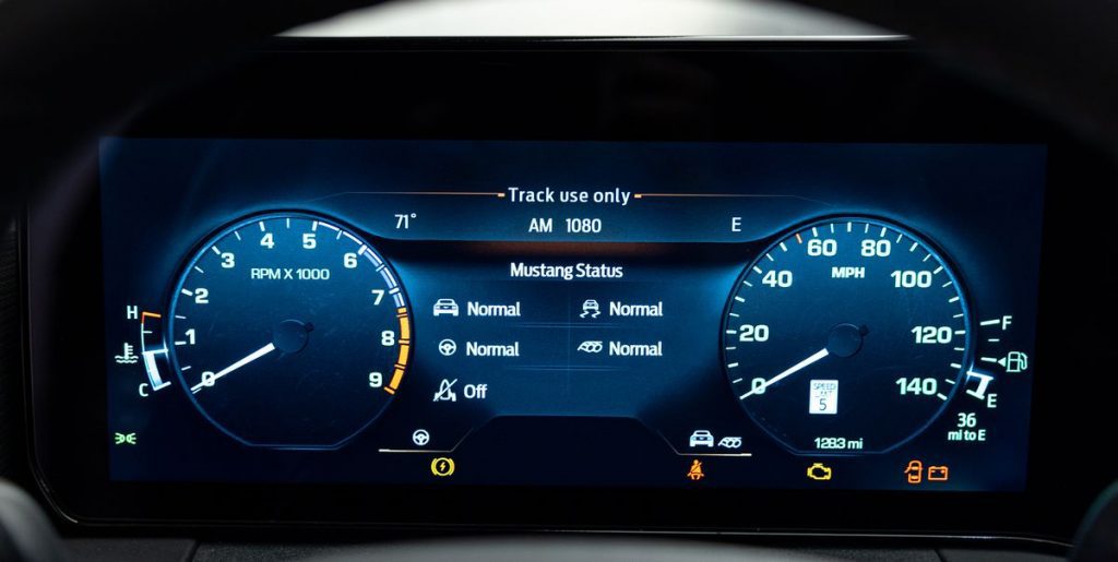 2024 Ford Mustang Has a Fox-Body Gauge Cluster Mode