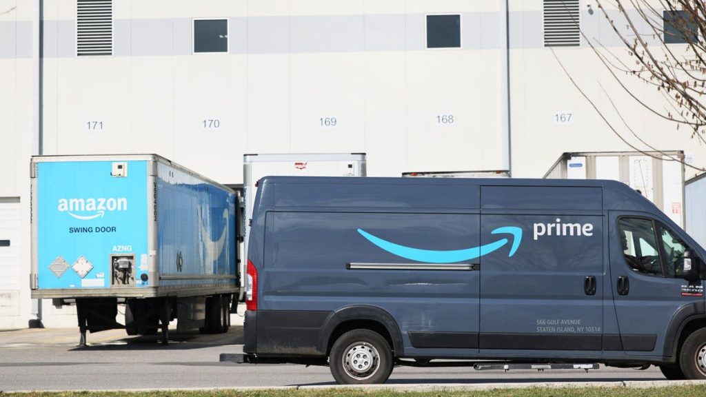 Amazon Hires Some of the Most Dangerous Trucking Contractors in the U.S.: Report