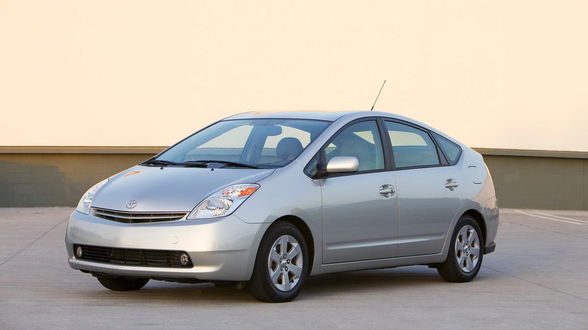 Catalytic Converter Thieves Are Targeting Toyota Priuses