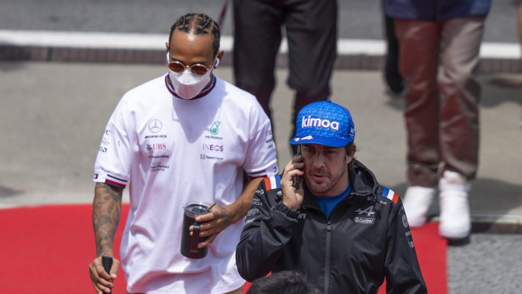 Fernando Alonso Is Very Sorry for Calling Lewis Hamilton an Idiot