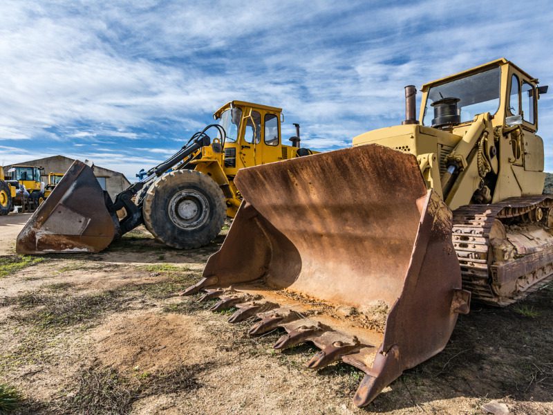 Fleet of excavator machines for rent