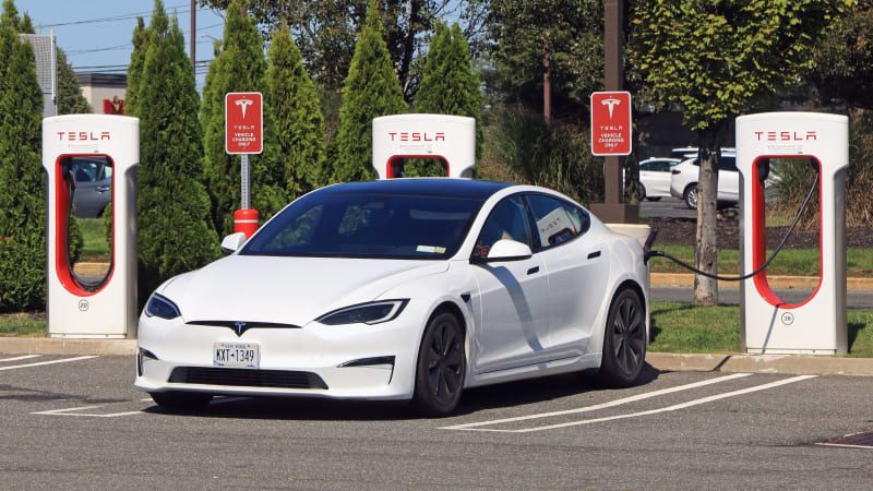 Electric cars remove tailpipe emissions and may even strengthen the power grid