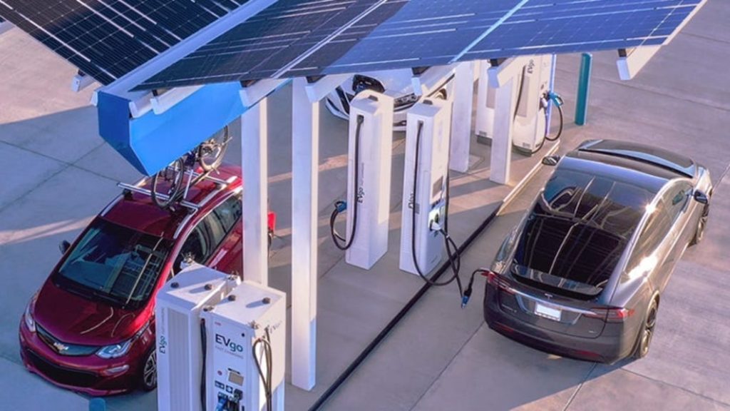 Electric-vehicle charging stations could use as much power as a small town by 2035