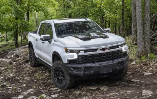2023 Chevy Silverado at least $800 more expensive
