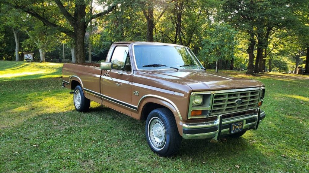 At $14,999, Will This 1986 Ford F-150 XLT Lariat Rope You In?