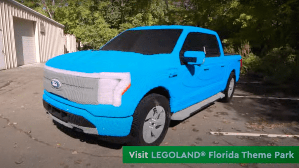 Full-Size Ford F-150 Lightning Lego Replica Took 1,600 Hour to Create