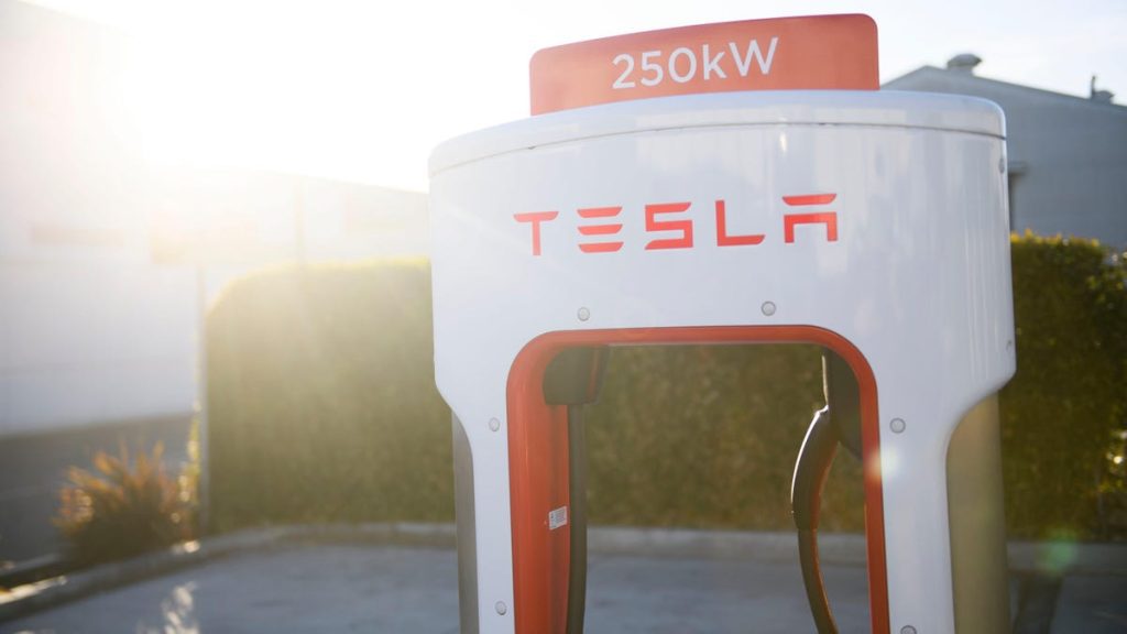 Tesla Wants Its Chargers to Be the New Universal Standard