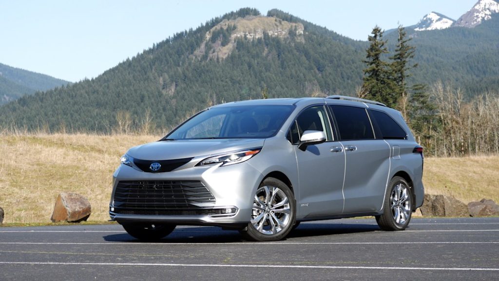 2023 Toyota Sienna Review: It's all about the mpg