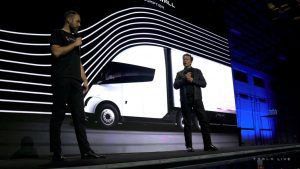 Tesla delivers first Semi to Pepsi