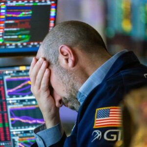 Bloomberg image of worried stock trader