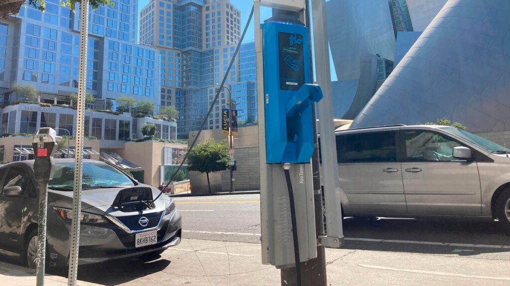 California Wants to Make EV Charging Stations Suck Less