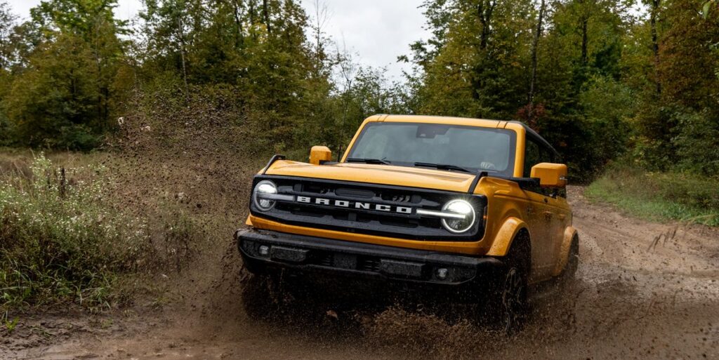 Ford Offering $2500 If 2023 Bronco Customers Switch to Another Model Than What They Ordered