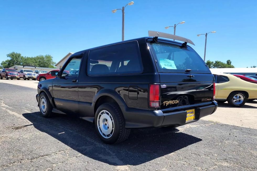 1992 gmc typhoon bring a trailer auction