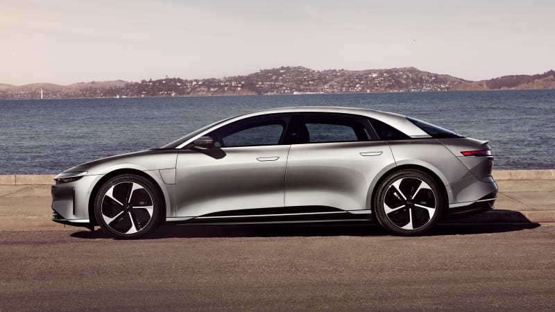 Lucid Air joins the EV price wars, gets a discount on some trims