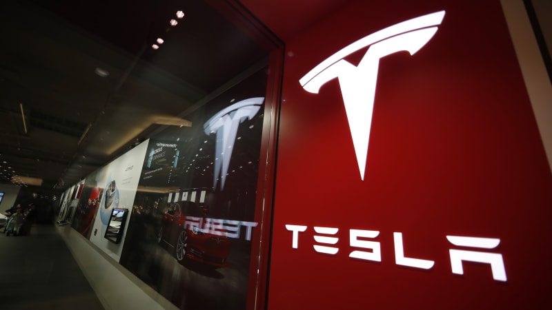 Tesla workers in New York launch campaign to form union
