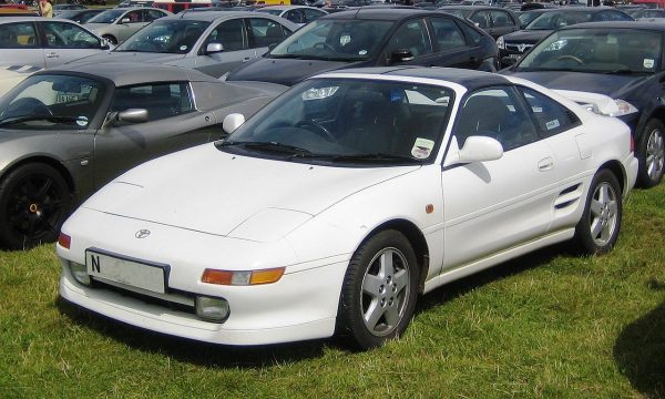 White Toyota MR2 SW20