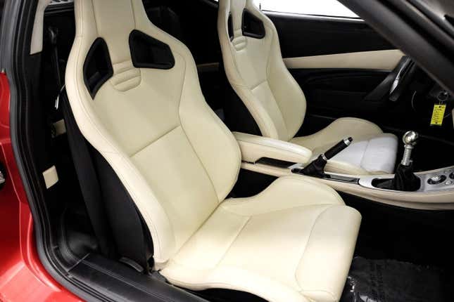 Image for article titled At $47,991, Is This 2011 Lotus Evora Worth Evaluating?