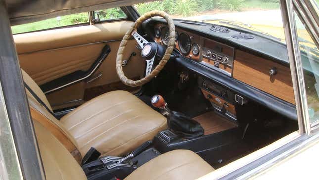 Image for article titled At $6,500, Is This 1974 Fiat 124 Sport Spider Ready for Summer Fun?