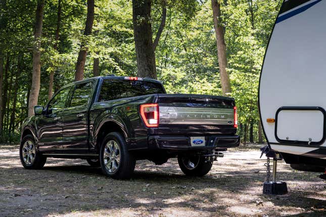 Image for article titled Ford F-150 Gets Artificial Intelligence to Automatically Hitch Up Your Trailer