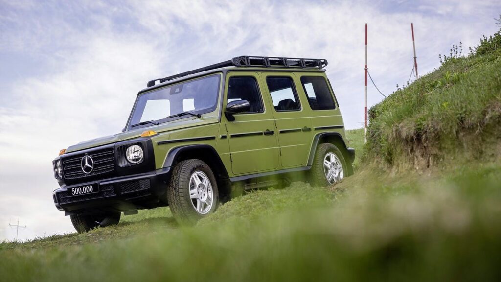 This One-Off G-Class Mercedes Made to Celebrate a Milestone Is the Only Kind We Need
