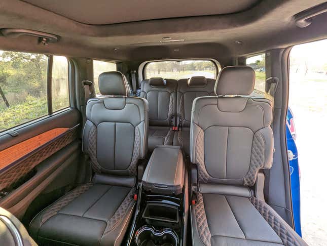 Image for article titled The 2023 Jeep Grand Cherokee L Changed My Family's Opinion of Jeeps