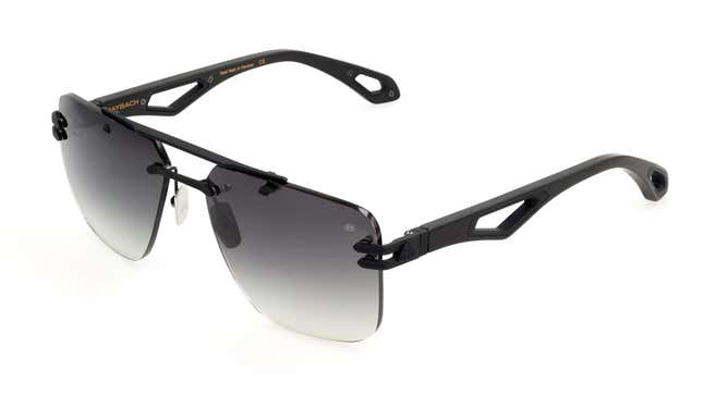 Image for article titled Mercedes-Maybach's Night Editions Ditch Flashy Chrome For Less-Flashy Chrome