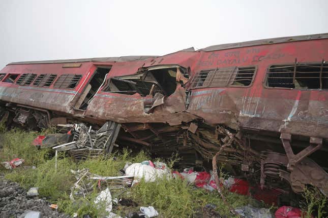 Image for article titled India's Deadliest Train Crash In Two Decades Kills 275, Injures Over 1,200