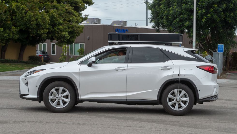 Self-propelled test car from Apple self propelled test car from apple