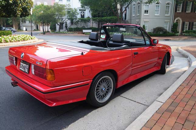 Image for article titled At $127,500, Would You Flip Your Lid Over This 1989 BMW M3 Convertible?