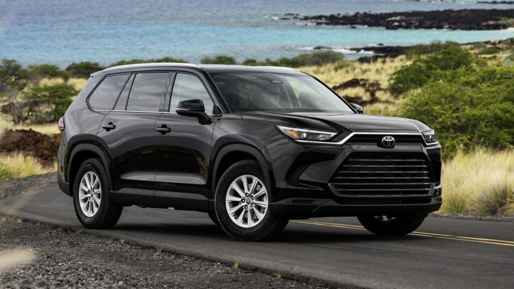 2024 Toyota Grand Highlander Review: A strong, new three-row contender