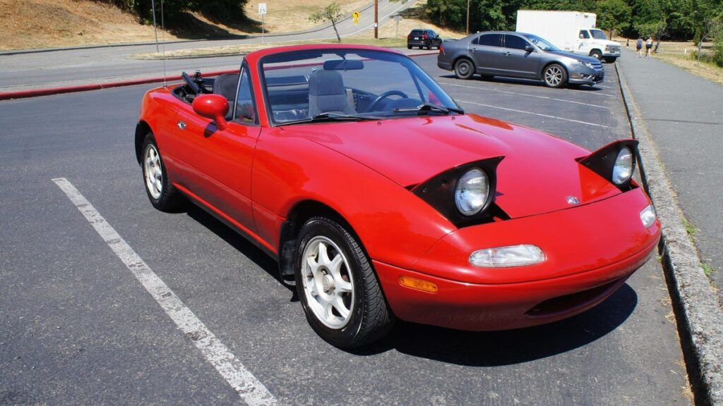 Tell Us How Much This NA Miata Will Sell For