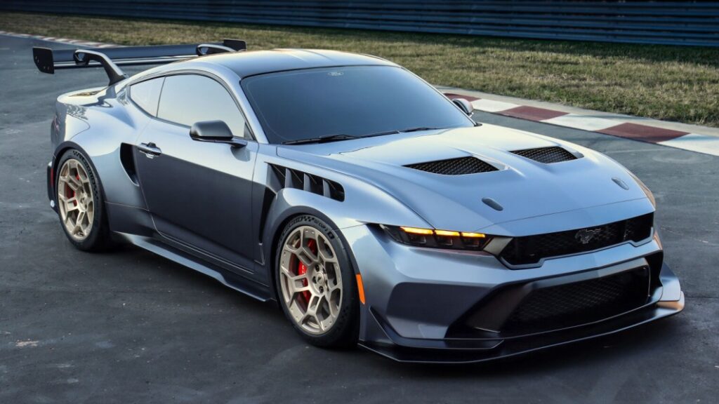 2025 Ford Mustang GTD revealed as race car for the road — costing $300,000
