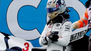 Daniel Ricciardo breaks hand in crash, is out for Dutch Grand Prix