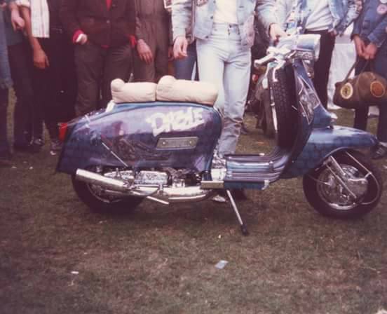 Blue Dazzle Lambretta