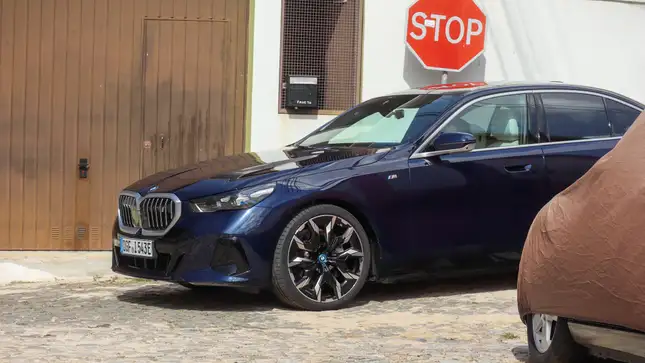 Image for article titled The BMW i5 Is The Impossible Burger Of Electric Sedans