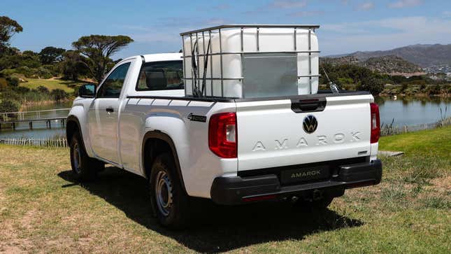 Image for article titled Ford Still Makes A Single Cab Ranger, But It's Called The Volkswagen Amarok