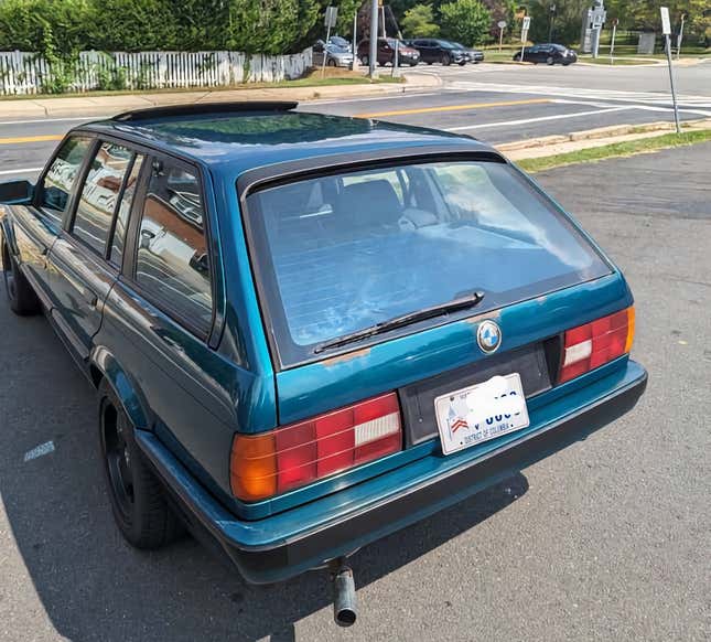 Image for article titled At $15,800, Will This 1991 BMW 318i Touring Make For A Quick Estate Sale?