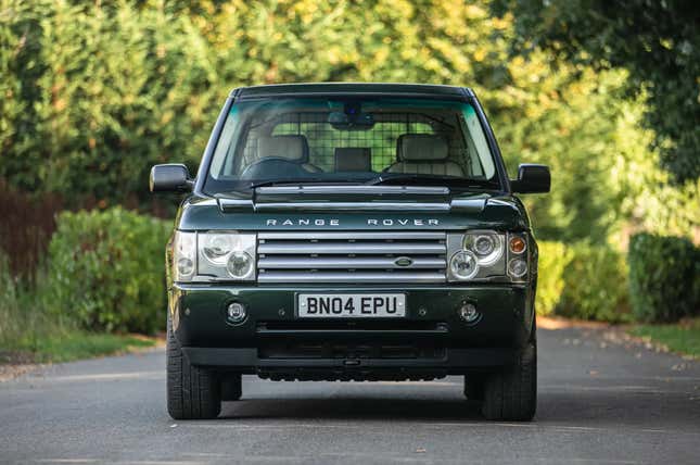 Image for article titled You Can Be Range Rover Royalty When You Buy The Queen's Chariot