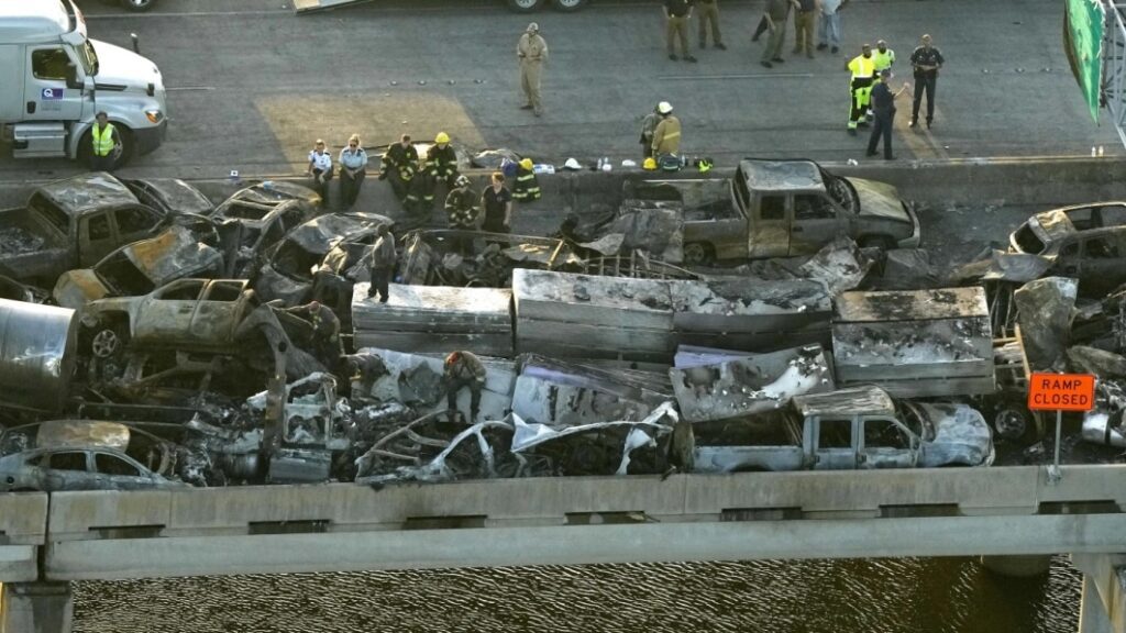 Crews clear wreckage of 158 vehicles after fatal 'superfog' crash near New Orleans