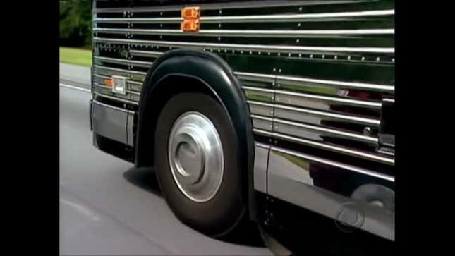 Image for article titled Justice Clarence Thomas Bought An RV With A Loan That Was Later Forgiven: Report