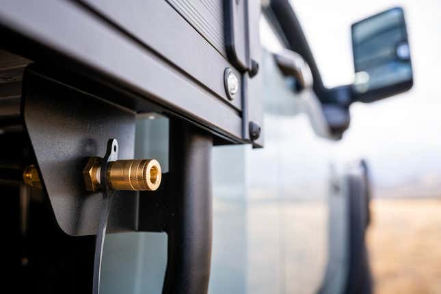 Image for article titled GMC Sierra Grande Concept Reminds Us Single Cabs Are The Gnarliest Trucks Of All