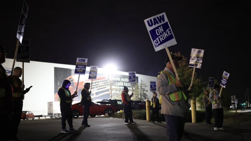 How the UAW's surprise strike at Kentucky truck plant may 'force Ford's hand'