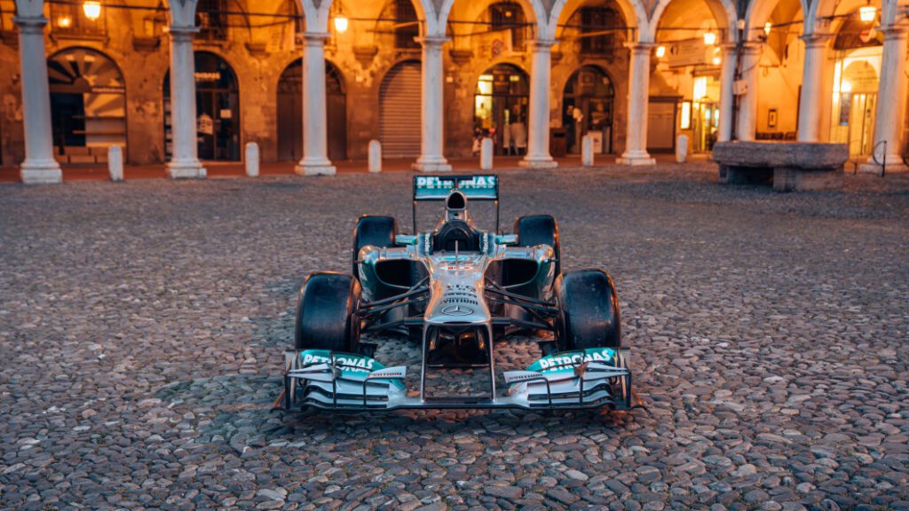 Lewis Hamilton’s first championship Mercedes F1 car heads to auction