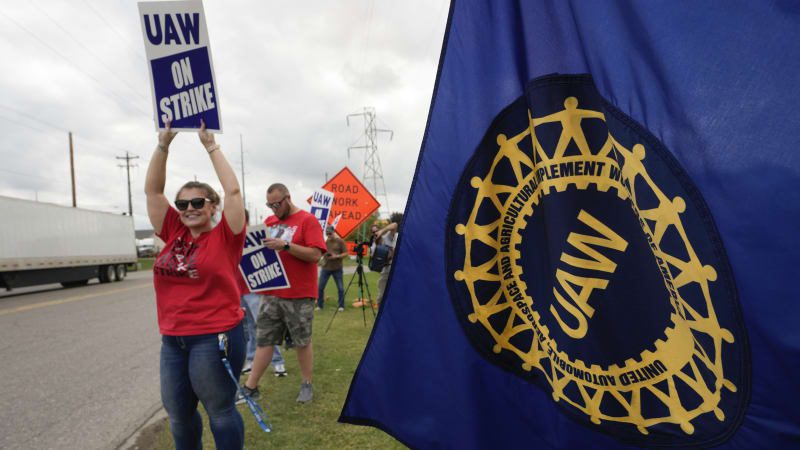 More Americans support striking auto workers rather than car companies, AP-NORC poll shows
