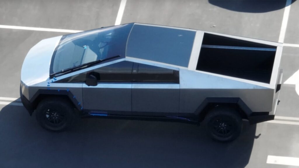 Tesla Cybertruck early build auctioned for $400,000